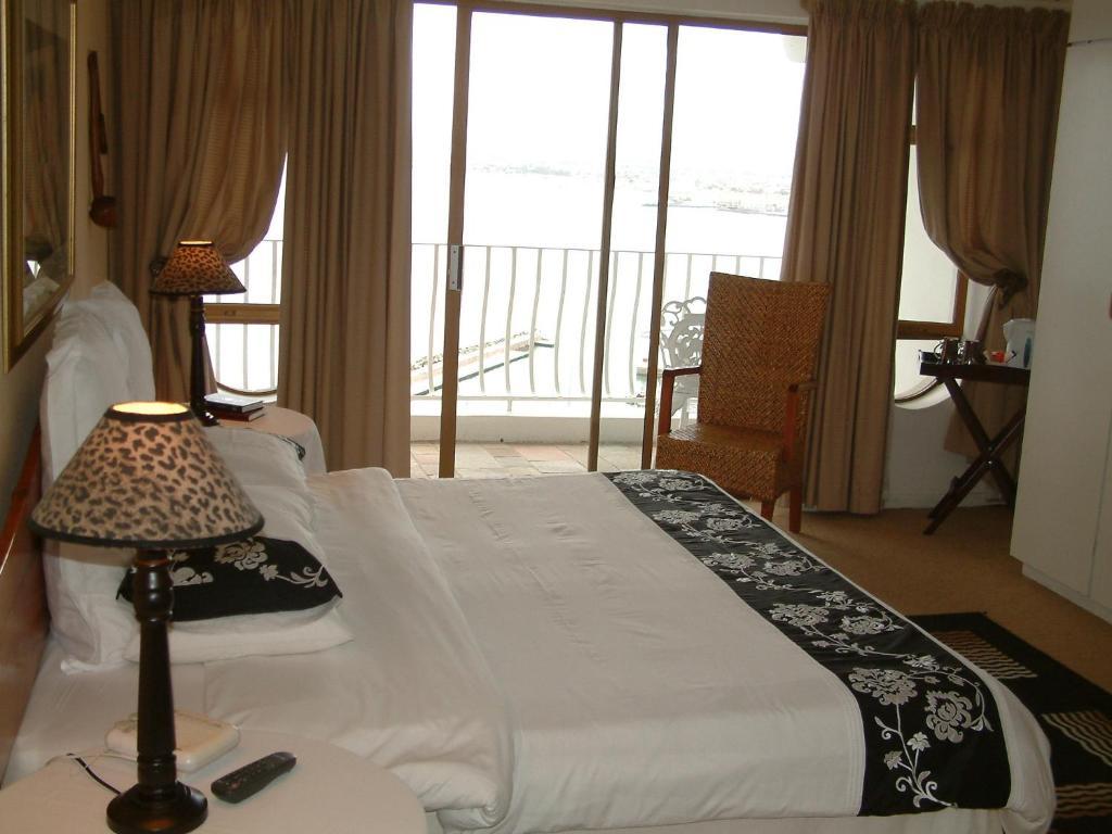 Harbour View Lodge Gordons Bay Exterior photo
