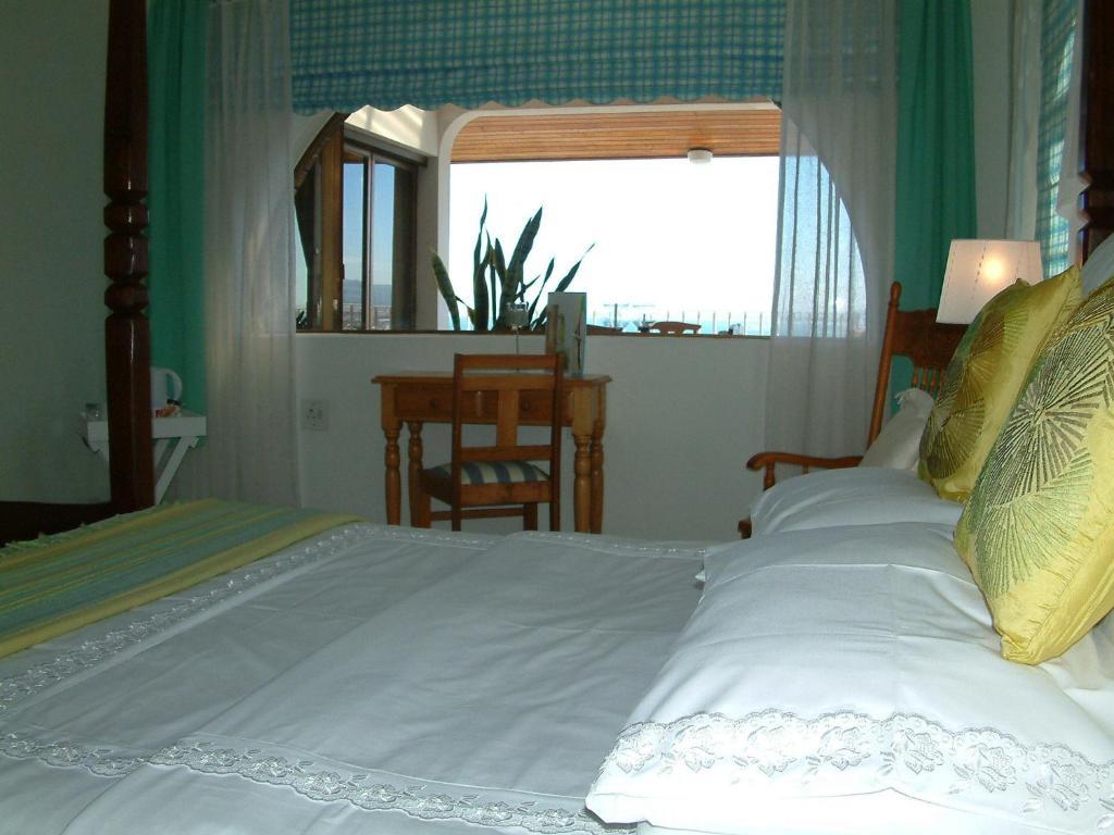 Harbour View Lodge Gordons Bay Room photo